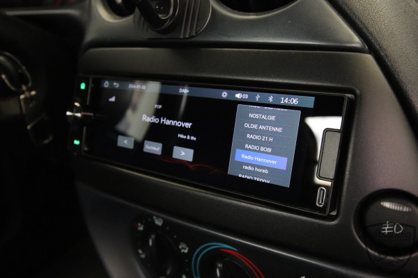 AMPIRE CPR60 1-DIN Autoradio mit 6,38" Display mit Wireless Carplay und Android Auto