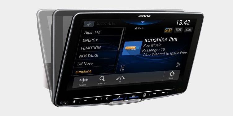 iLX-F115DU8S_Adjustable-Display-Angle