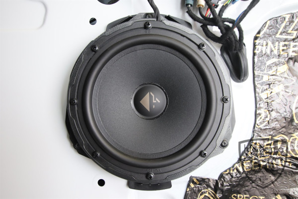 Hochwertige Lautsprecher passend für Fiat Ducato, Citroen Jumper und Peugeot Boxer