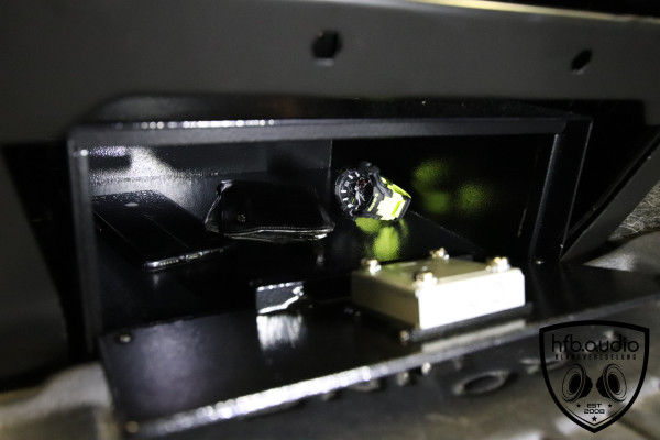 Safe für VW Crafter und MAN TGE - Verbau unter Fahrer- oder Beifahrersitz