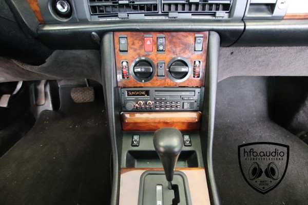 Mercedes W126 SEC Autoradio
