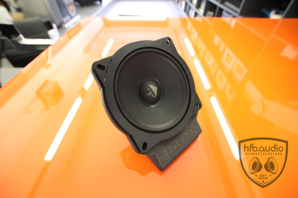 HELIX Ci3 M100FM-S3 Mitteltöner für Mercedes