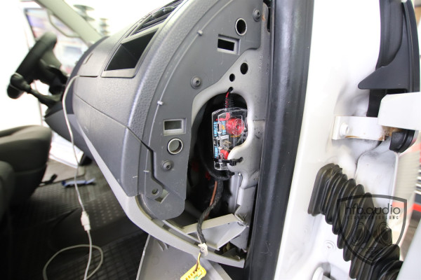 VW T5 2003 bis 2015 Hochwertige Lautsprecher von Helix - Hochtöner und Tieftöner